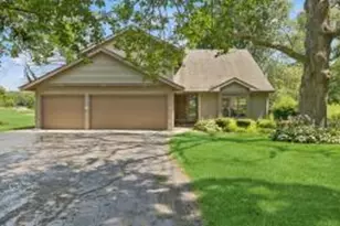 N6316 Oak Ct, Lafayette, WI 53121 - Photo 1