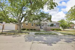 7506 33rd Ave, Kenosha, WI 53142 - Photo 1