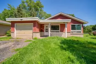 918 W Moreland Blvd, Waukesha, WI 53188 - Photo 1