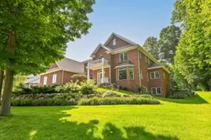 S76W25745 Prairieside Dr, Vernon, WI 53189 - Photo 1