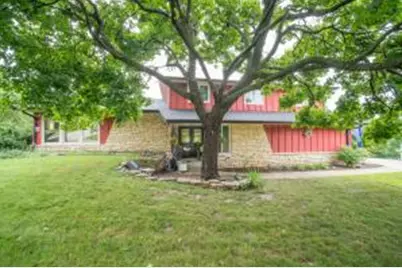 833  Crestview Dr, West Bend, WI 53095 - Photo 1