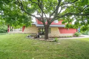 833 Crestview Dr, West Bend, WI 53095 - Photo 1