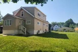 3667 E Martin Ave, Cudahy, WI 53110 - Photo 1