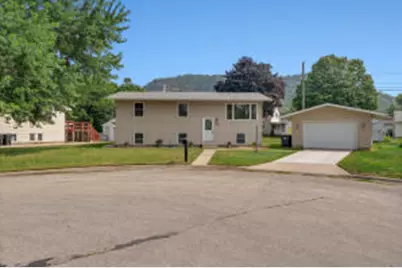 1965  28th St, La Crosse, WI 54601 - Photo 1