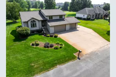 N5603  Cheyenne Dr, Onalaska, WI 54603 - Photo 1