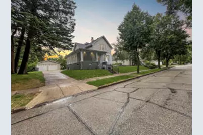 514  Park Ave, Sheboygan, WI 53081 - Photo 1