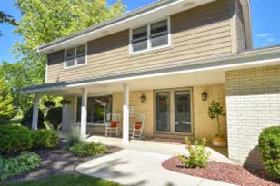 737 Cambridge Ct, Grafton, WI 53024 - Photo 1