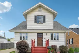 2118 27th St, Kenosha, WI 53140 - Photo 1