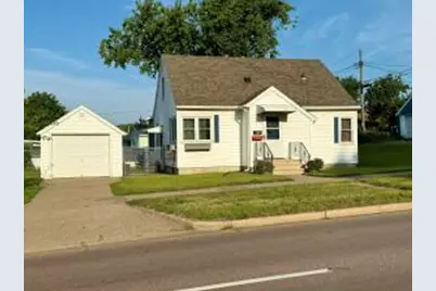 822  Losey Blvd, La Crosse, WI 54601 - Photo 1