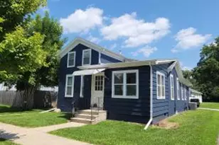 125 S 5th St, Delavan, WI 53115 - Photo 1