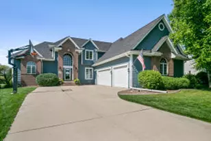 W232N7949 Nesting Ct, Sussex, WI 53089 - Photo 1