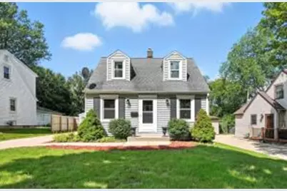 2909 S Orleans Ave, West Allis, WI 53227 - Photo 1