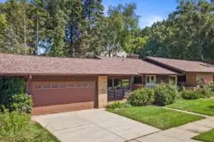 504 Brookdale Ct, South Milwaukee, WI 53172 - Photo 1