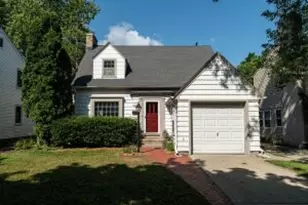 5007 N Santa Monica Blvd, Whitefish Bay, WI 53217 - Photo 1