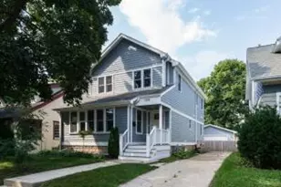 1908 E Elmdale Ct, Shorewood, WI 53211 - Photo 1