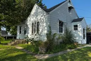 3860 S 39th St, Greenfield, WI 53221 - Photo 1