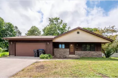 336 E Wisconsin Ave, Pewaukee, WI 53072 - Photo 1