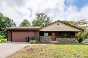 336 E Wisconsin Ave, Pewaukee, WI 53072 - Photo 1