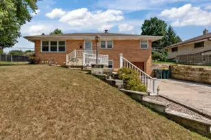 309 S 16th Ave, West Bend, WI 53095 - Photo 1