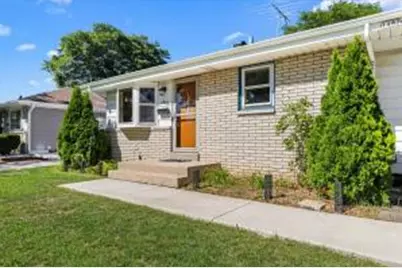 1482 W Granada St, Milwaukee, WI 53221 - Photo 1