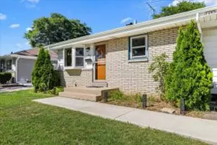 1482 W Granada St, Milwaukee, WI 53221 - Photo 1