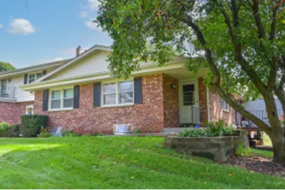 17725  Nassau Dr, Brookfield, WI 53045 - Photo 1