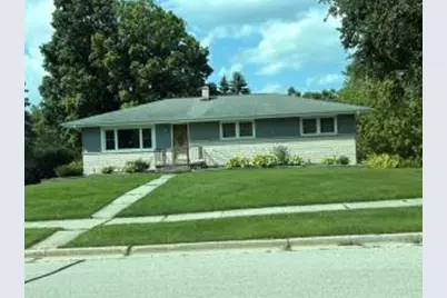 310  Braatz Dr, Kewaskum, WI 53040 - Photo 1