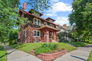 3003 N Farwell Ave, Milwaukee, WI 53211 - Photo 1