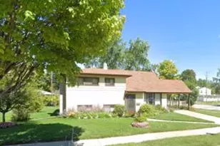 1162 Shadow Ln, Green Bay, WI 54304 - Photo 1