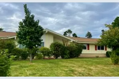 13780 W Park Ave, New Berlin, WI 53151 - Photo 1