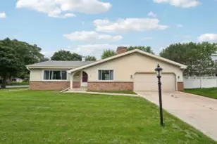 2735 Coventry Ln, Waukesha, WI 53188 - Photo 1