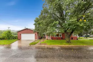 1919 Strong Ave, La Crosse, WI 54601 - Photo 1