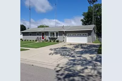 214  Hart St, Watertown, WI 53094 - Photo 1