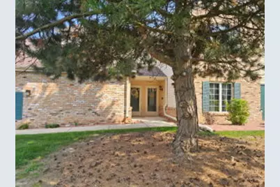 4553 S 124th St, New Berlin, WI 53151 - Photo 1