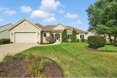 3384 W Yorkshire Cir, Franklin, WI 53132 - Photo 1