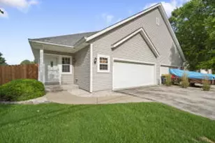 1606 Big Bend Rd, Waukesha, WI 53189 - Photo 1