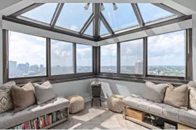 1633 N Prospect Ave, Milwaukee, WI 53202 - Photo 1