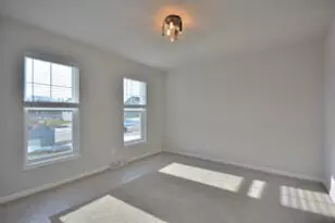 N53W19798 Kingair Dr, Menomonee Falls, WI 53051 - Photo 25