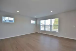 N53W19798 Kingair Dr, Menomonee Falls, WI 53051 - Photo 29