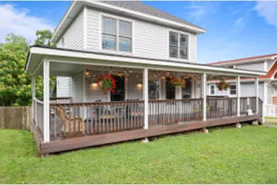 38 W Geneva St, Williams Bay, WI 53191 - Photo 1