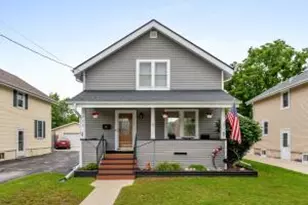 1520 Division St, Manitowoc, WI 54220 - Photo 1