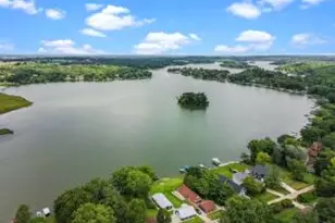 N7015 Oakwood Rd, Richmond, WI 53190 - Photo 1