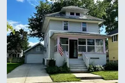 346  8th St, Fond du Lac, WI 54935 - Photo 1