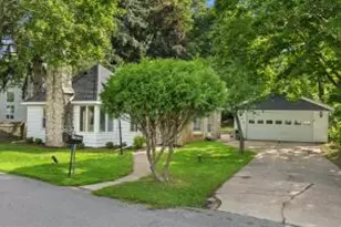 W330N6304 Hasslinger Dr, Merton, WI 53058 - Photo 1