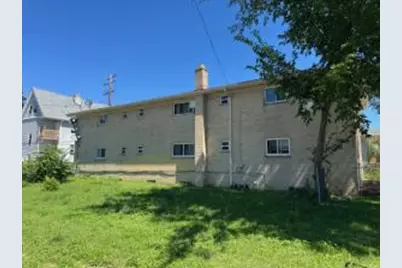 810 W Lapham Blvd, Milwaukee, WI 53204 - Photo 1