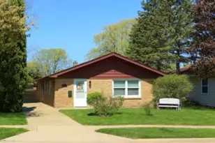 2822 James Blvd, Racine, WI 53403 - Photo 1