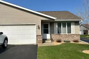 1010 Whispering Winds Pl, Onalaska, WI 54650 - Photo 1