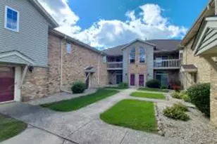 9151 S Aspen Dr, Oak Creek, WI 53154 - Photo 1
