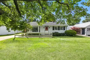 7147 N Seneca Ave, Glendale, WI 53217 - Photo 1