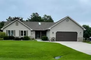 N6235 Woodland Meadows Dr, Sheboygan, WI 53083 - Photo 1